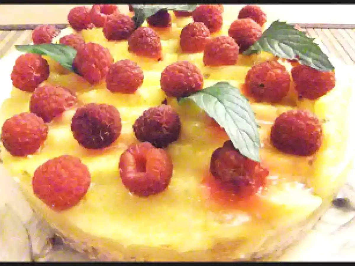 Tarte sans cuisson à l'ananas et aux framboises - photo 2