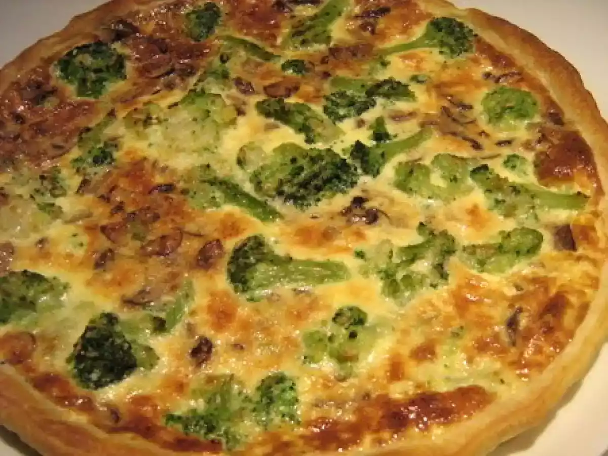 Tarte saumon, brocolis et champignons