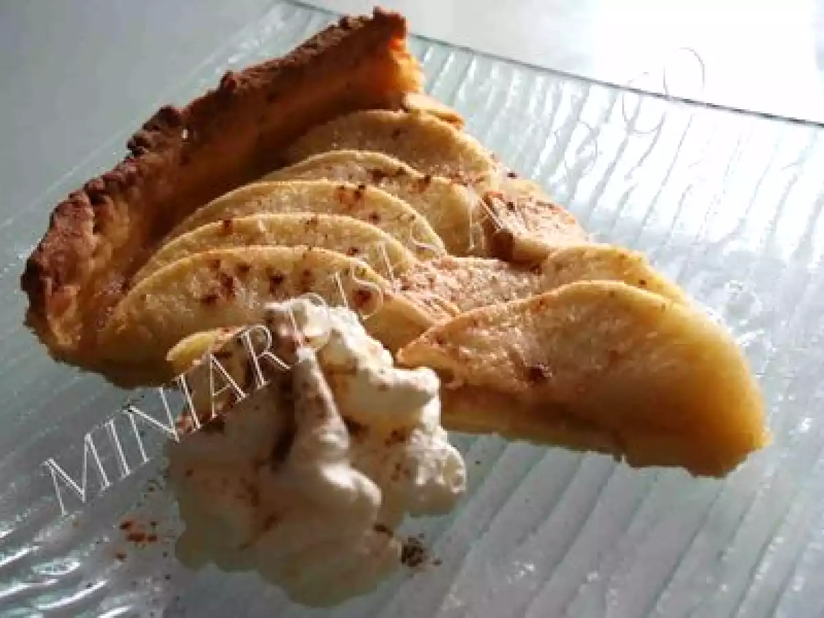 TARTE SIMPLE POMME CANELLE PATE BRISEE A LA POUDRE D'AMANDES - photo 2