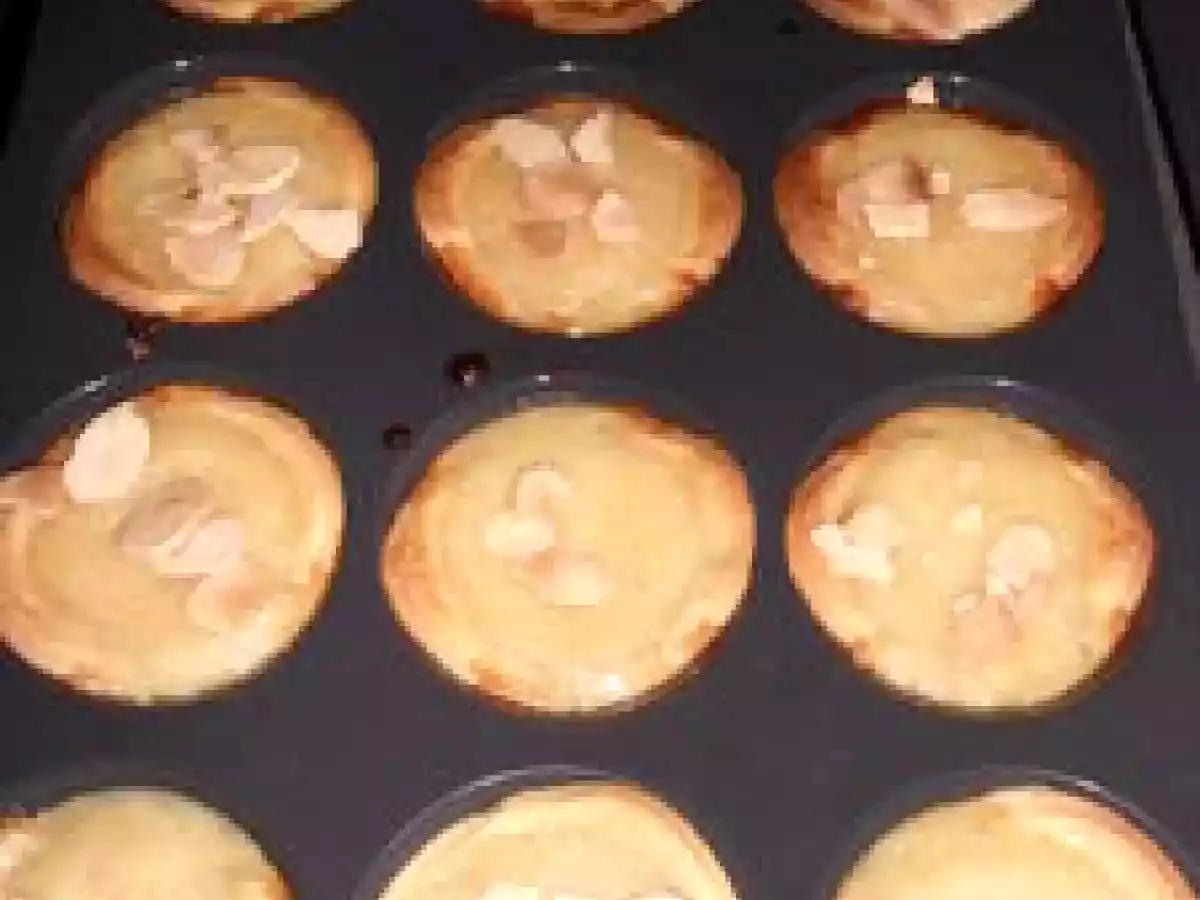 TARTELETTE AU MIEL ET AMANDES