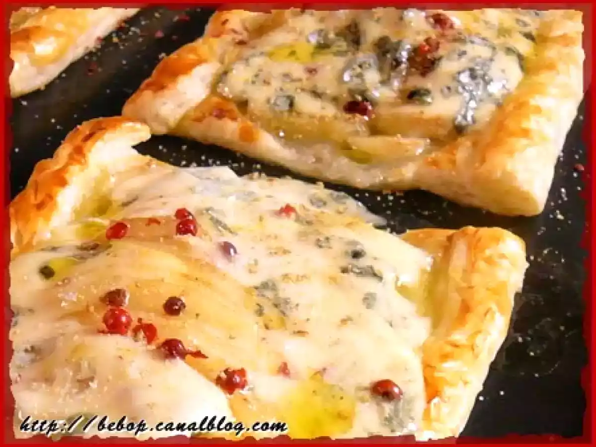 Tartelette fine aux poires et à la Fourme d'Ambert - photo 3