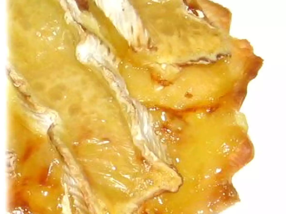 TARTELETTE POMME-CAMEMBERT