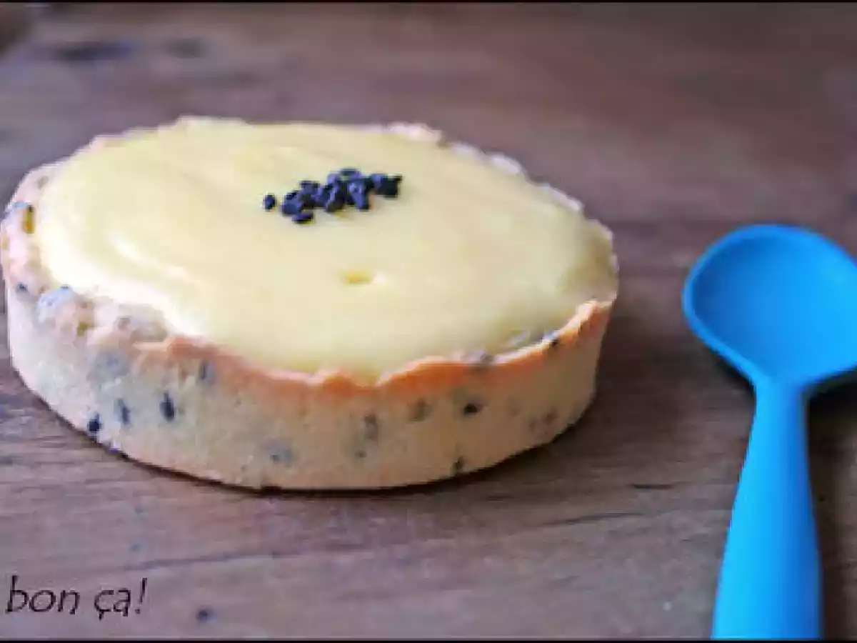 Tartelettes au yuzu et au sésame noir