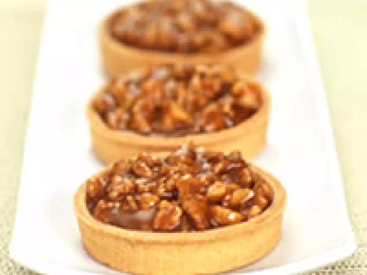 Tartelettes aux noix et au caramel