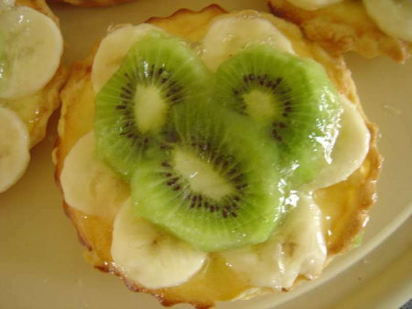 Tartelettes banane, et kiwi a la créme d'amande, photo 1
