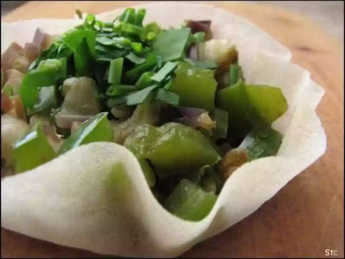 Tartelettes de brick à l'aubergine violette de Florence & au poivron