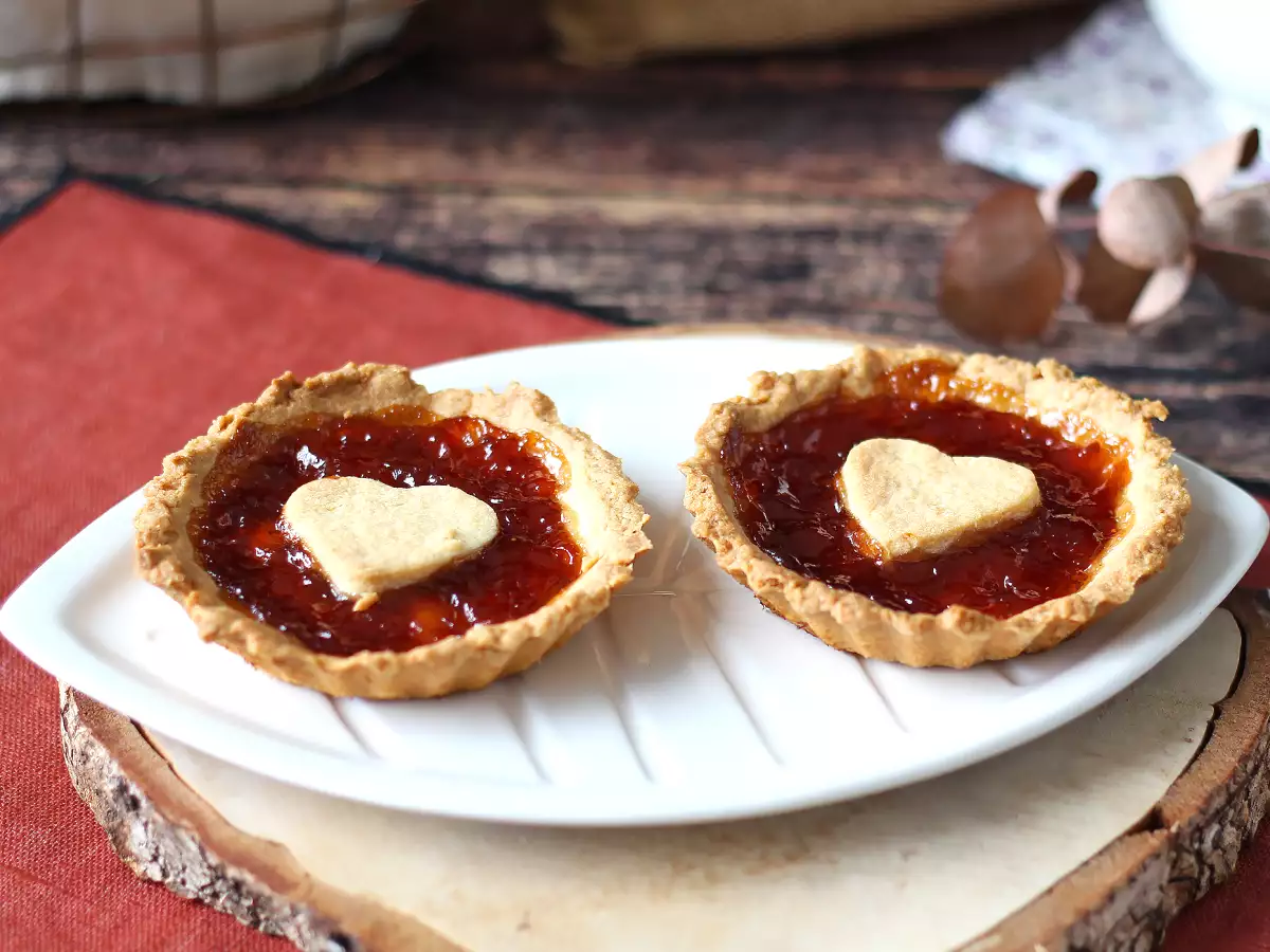 Tartelettes de la Saint-Valentin à la confiture de fraises - photo 3