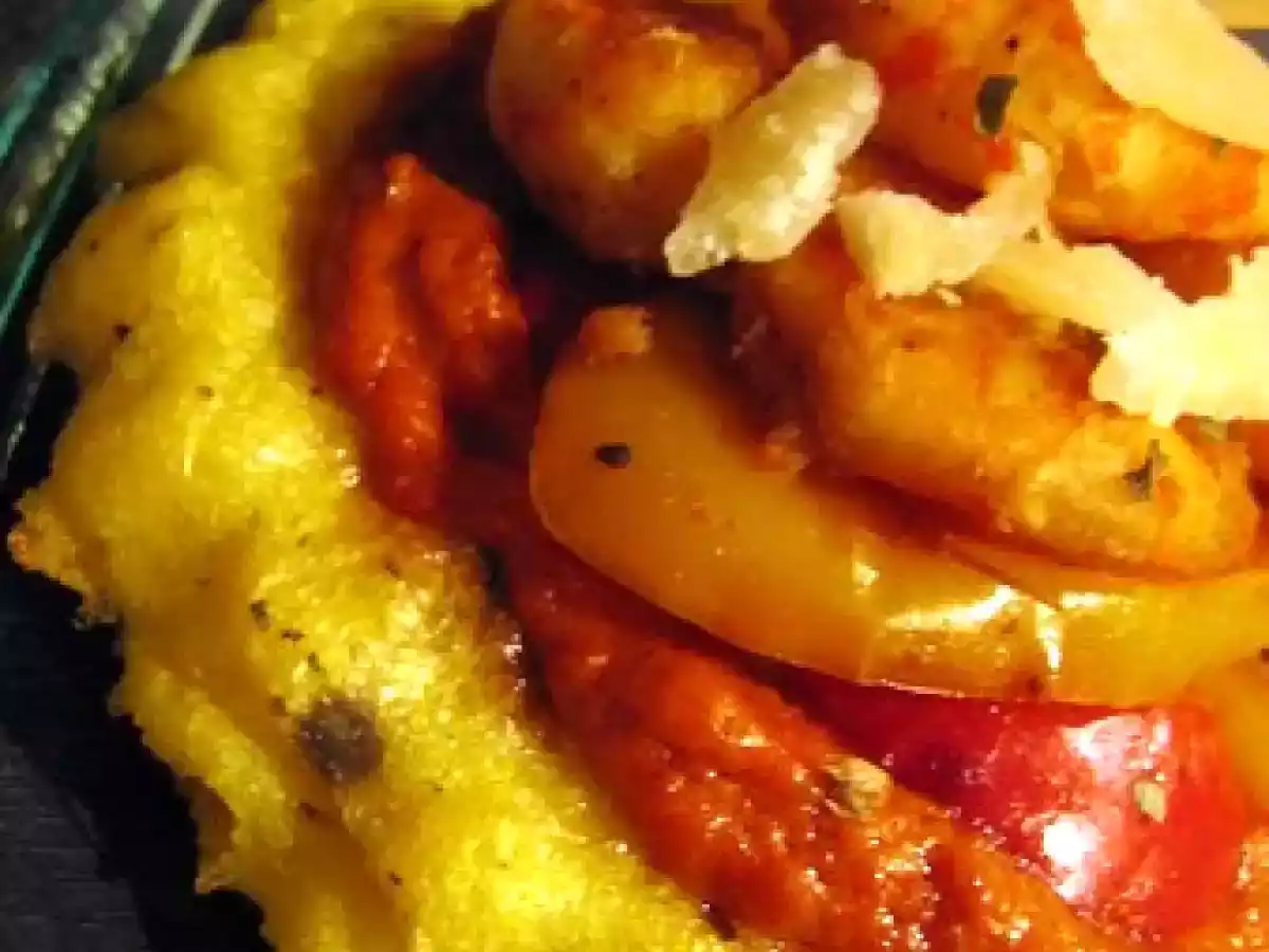 Tartelettes de polenta croustillantes aux poivrons et crevettes - photo 2