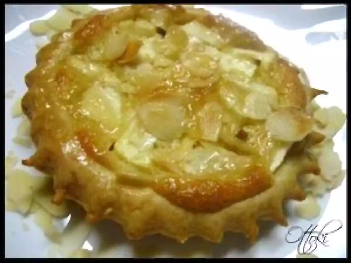 Tartelettes feuilletées à la pomme et crème d'amande