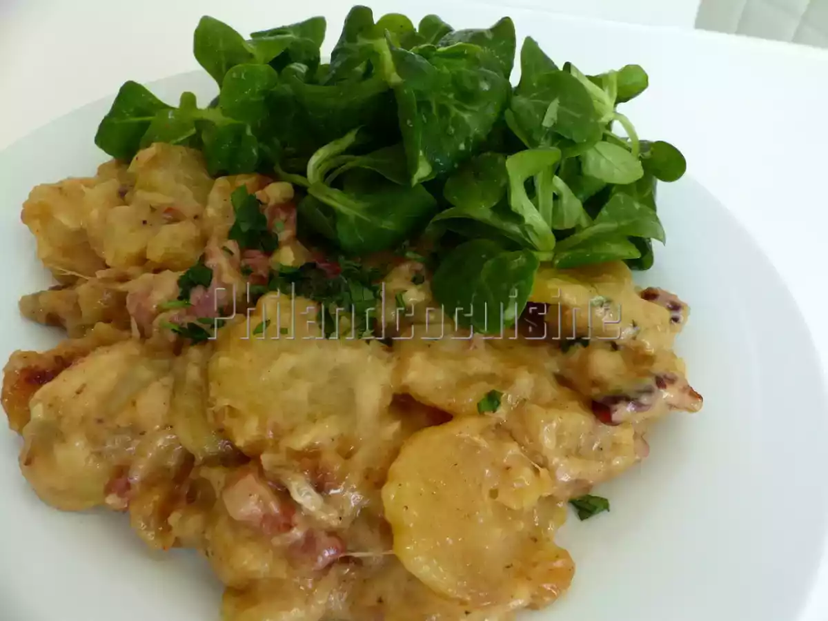 Tartiffade de pommes de terre au saint-nectaire et au cantal - photo 3