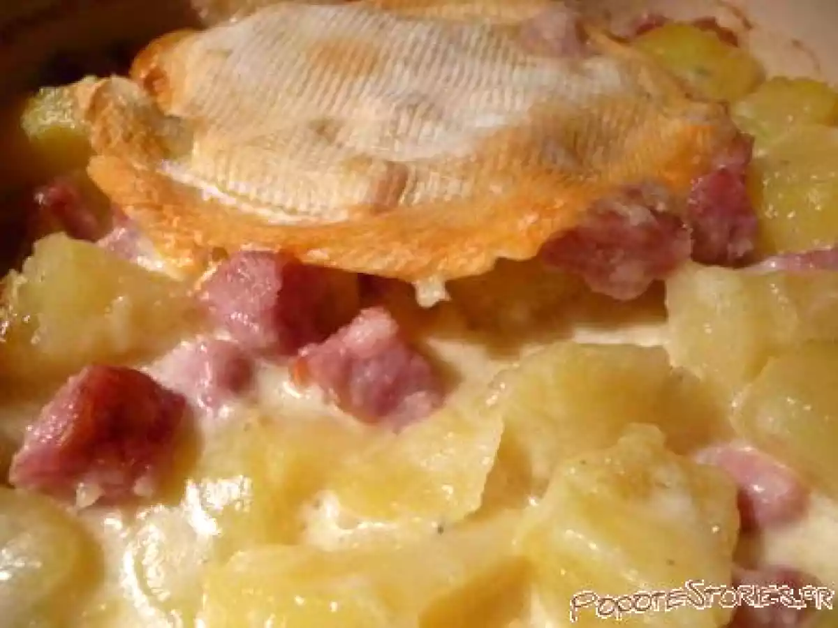 TARTIFLETTE A LA SAUCISSE DE MONTBELIARD