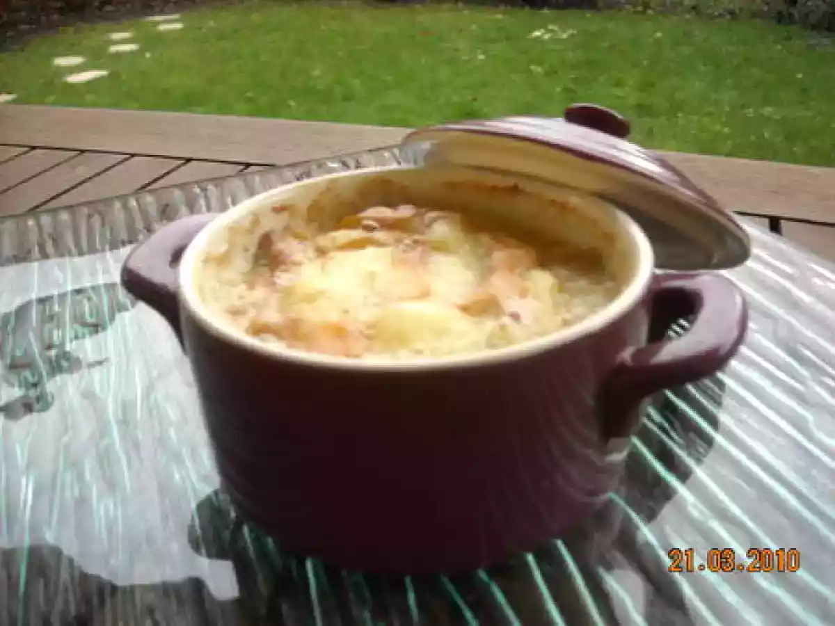 TARTIFLETTE D'ENDIVES EN COCOTTES
