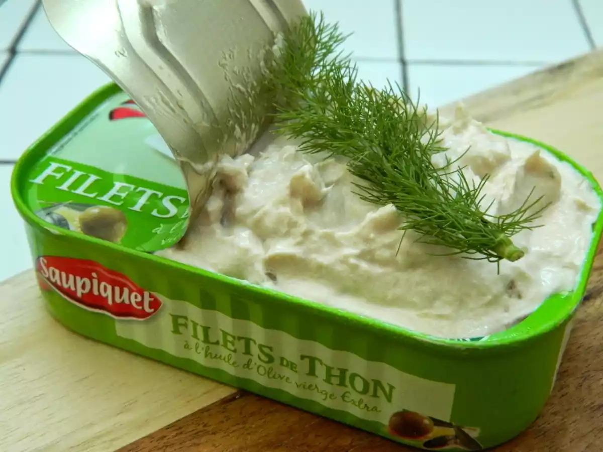 Tartinade de thon, citron et aneth.