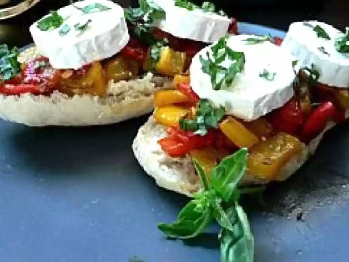 Tartine poivron - chèvre