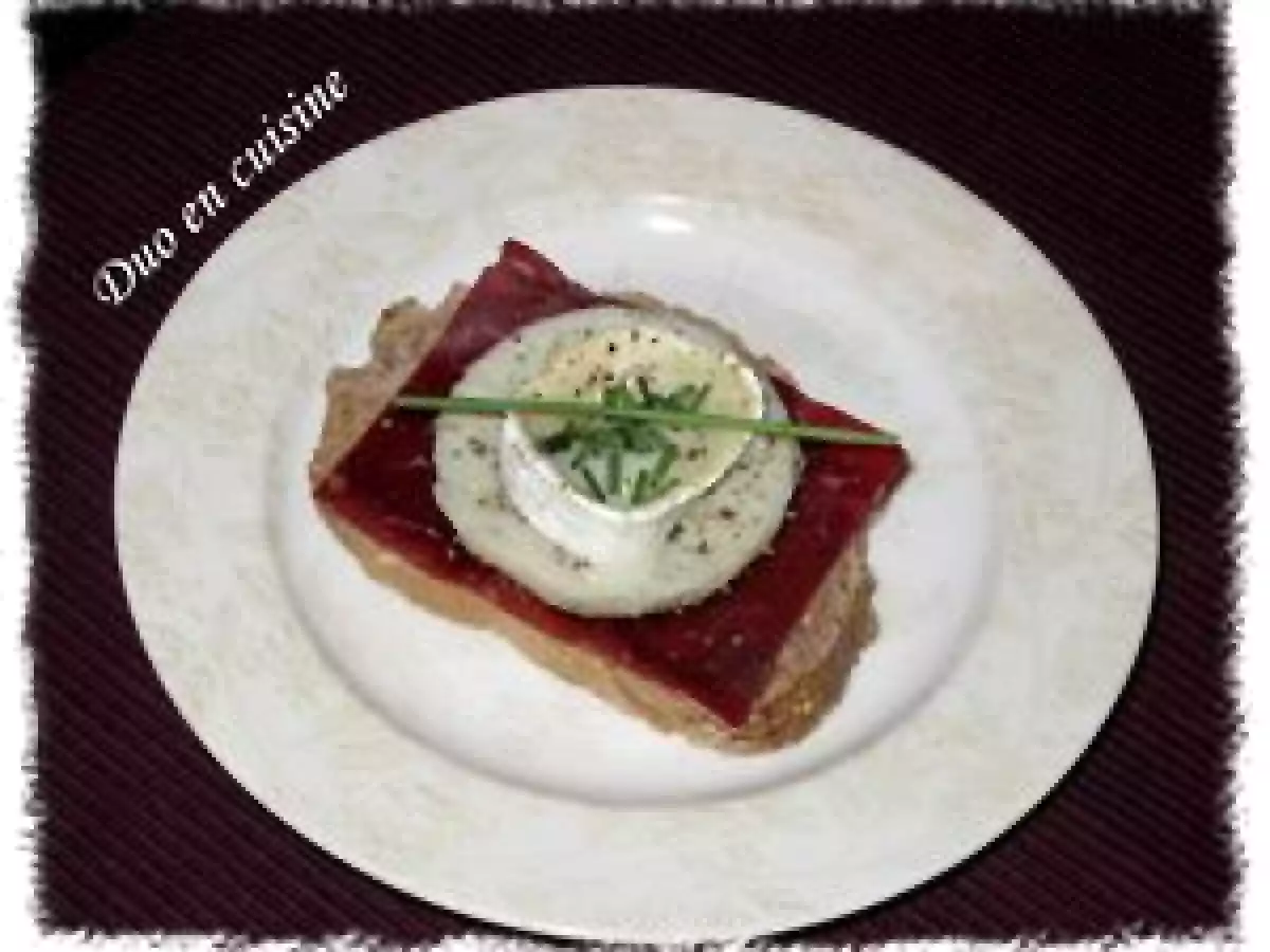 Tartines de chèvre à l'artichaut