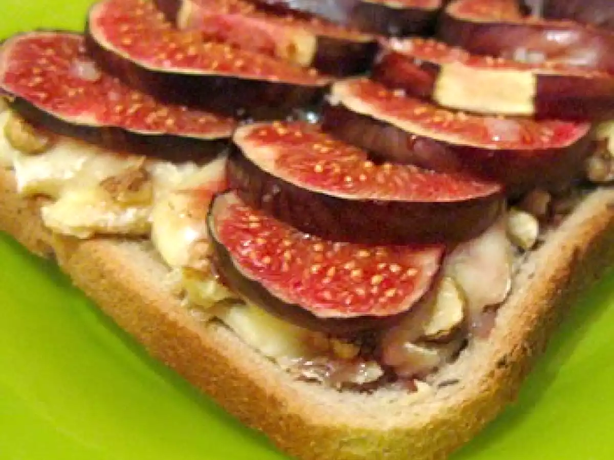 Tartines sucrée salées aux figues.