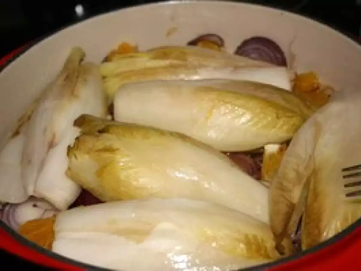 Tatin d'endive aux oignons rouges et à l'orange - photo 4