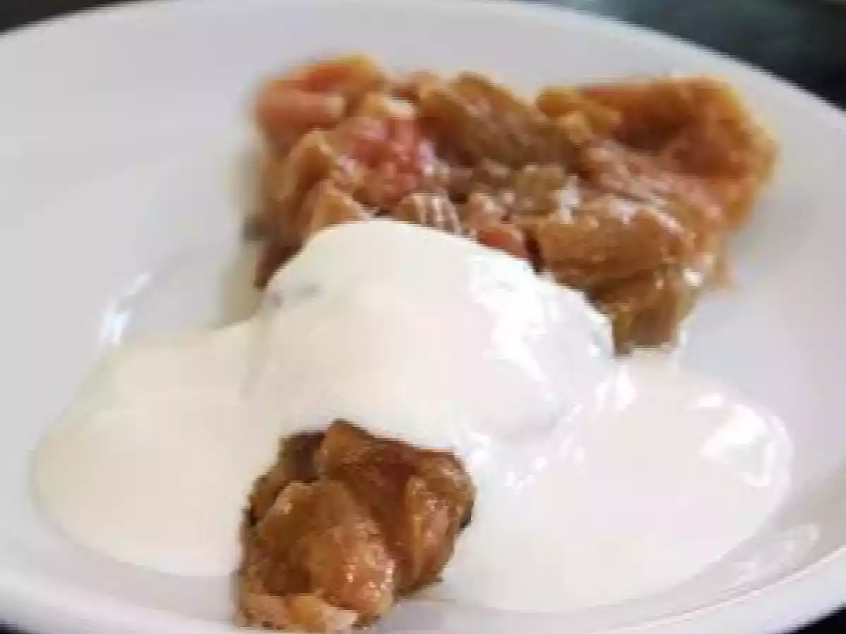 Tatin de rhubarbe à la cardamome