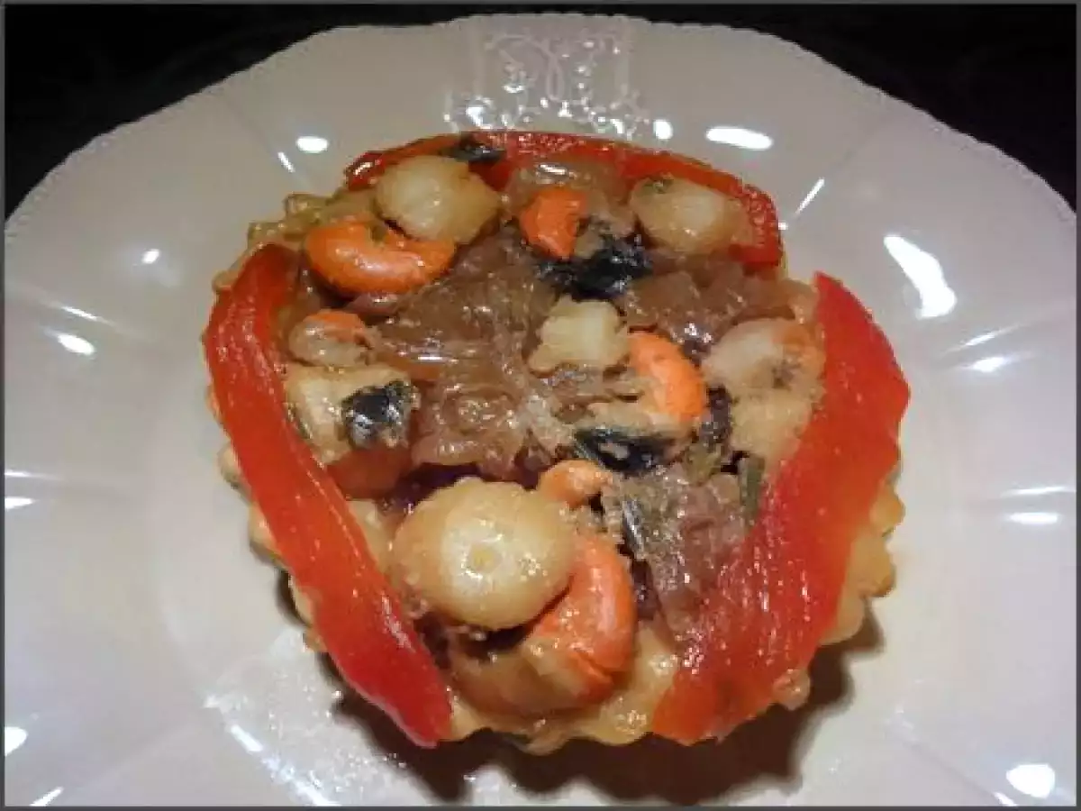 Tatin de St Jacques & oignons confits sur pâte brisée aux graines de sésames noires - photo 2