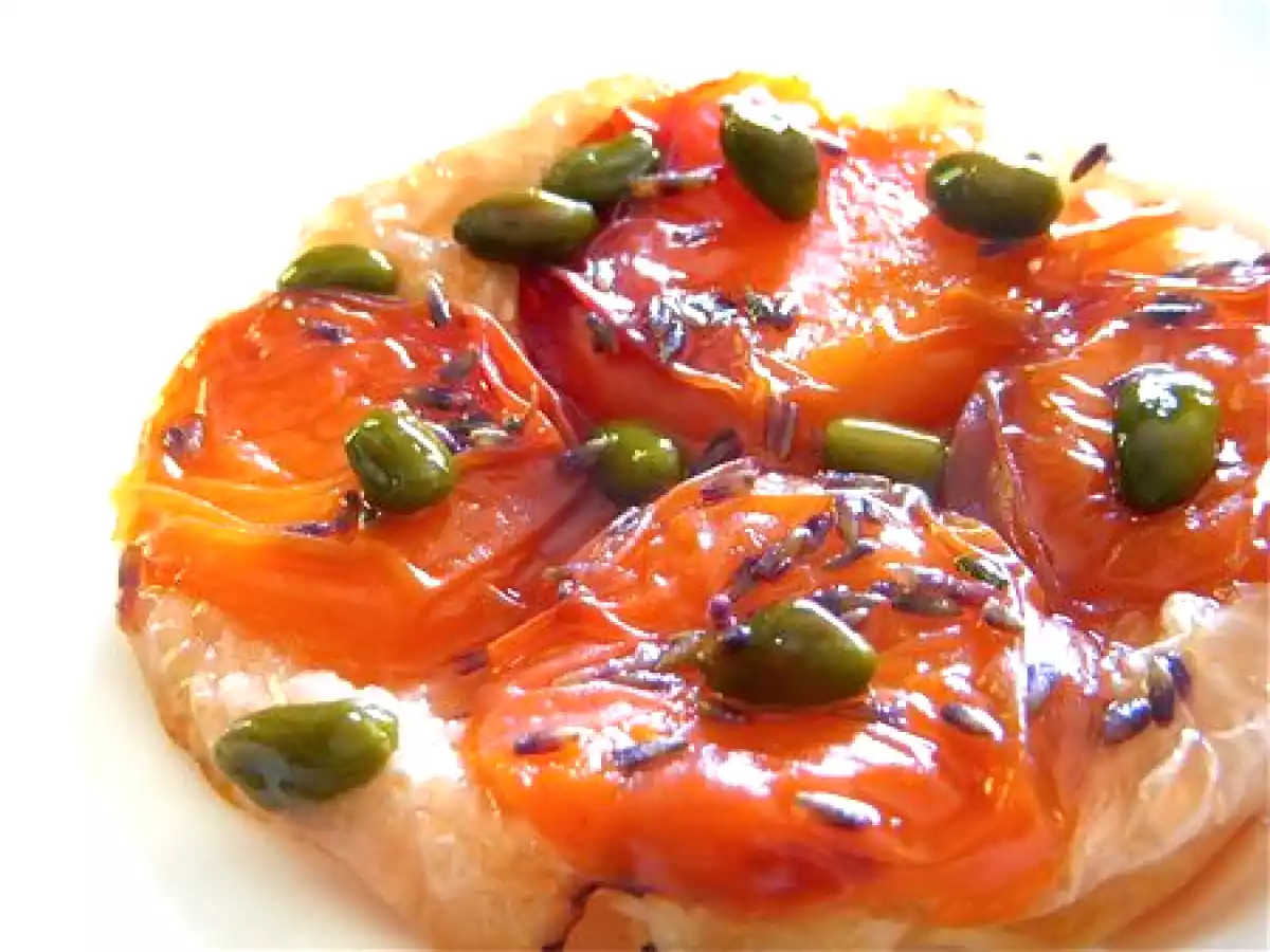 Tatinette abricots lavande pistache, pâte filo