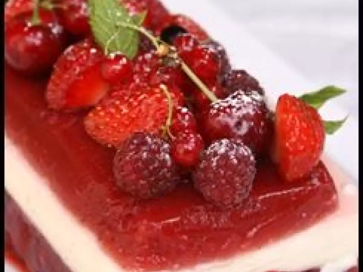 Terrine aux fruits rouges et lait d' amande - photo 3