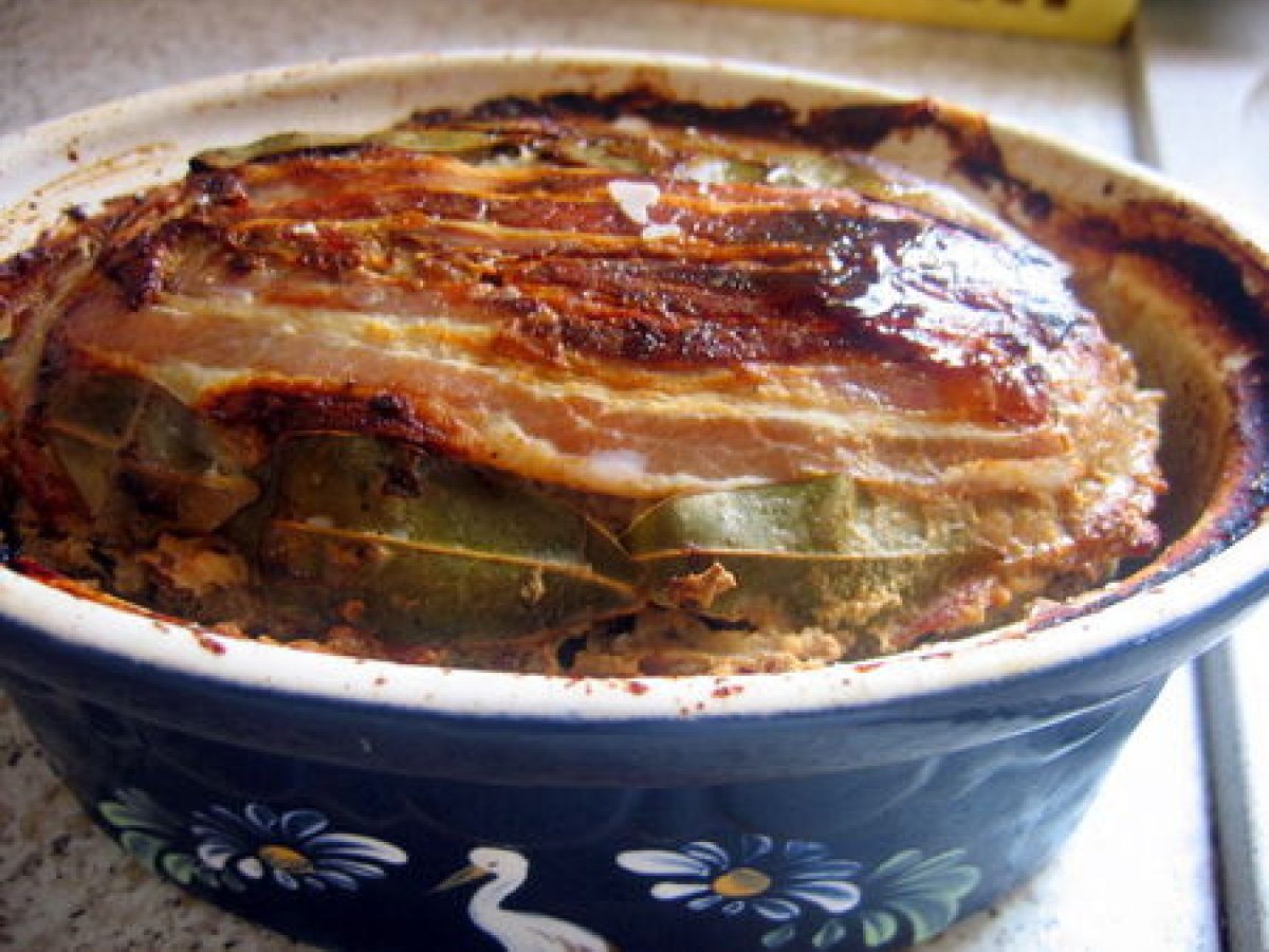 Terrine aux trois viandes et pruneaux/armagnac. Recette Ptitchef