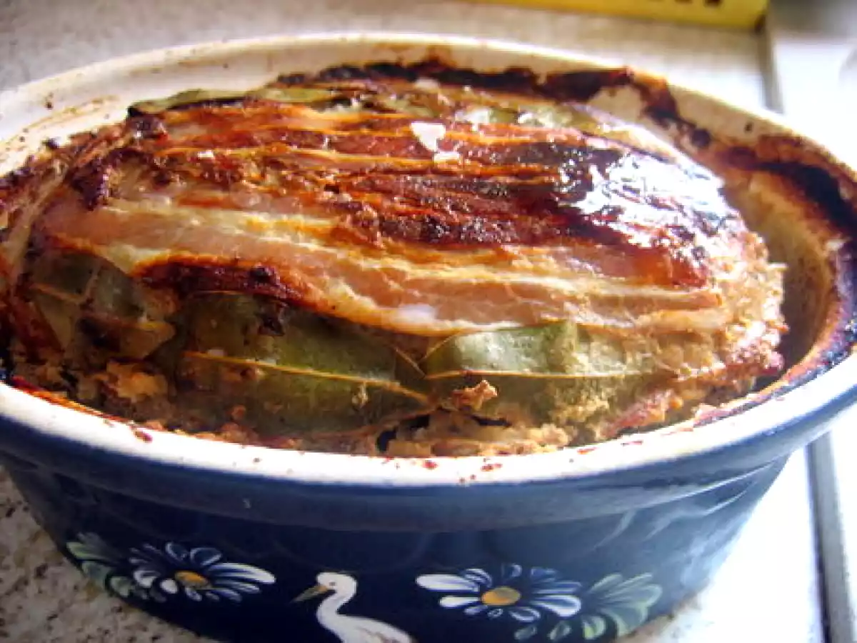 Terrine aux trois viandes et pruneaux/armagnac.