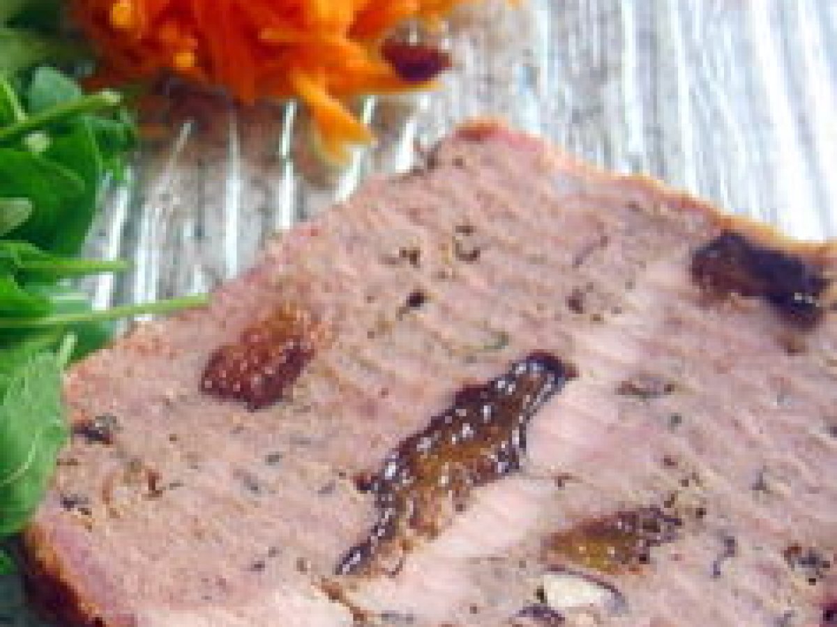 Terrine aux trois viandes et pruneaux/armagnac. Recette Ptitchef