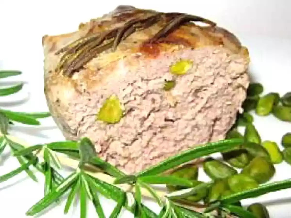 Terrine de canard à la pistache