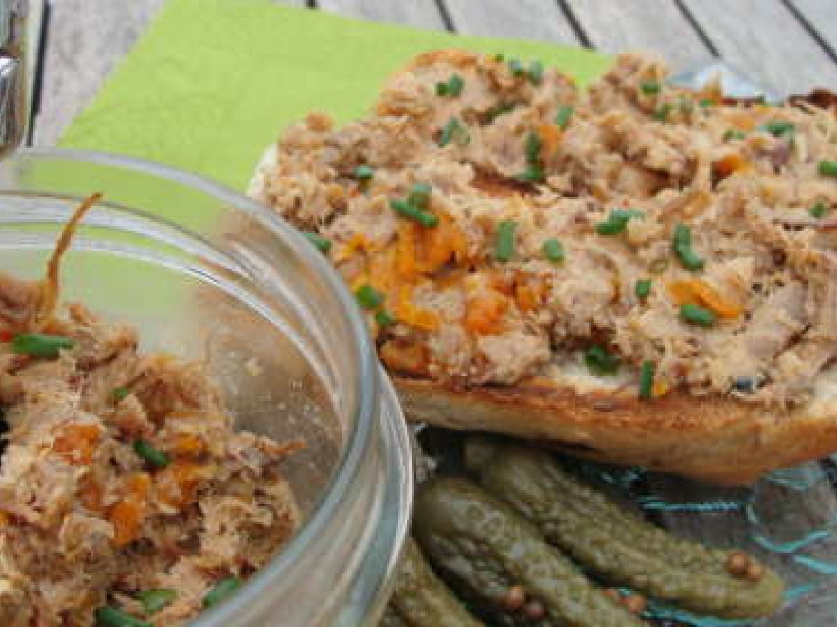 Terrine de lapin aux noisettes et magret fumé Recette Ptitchef