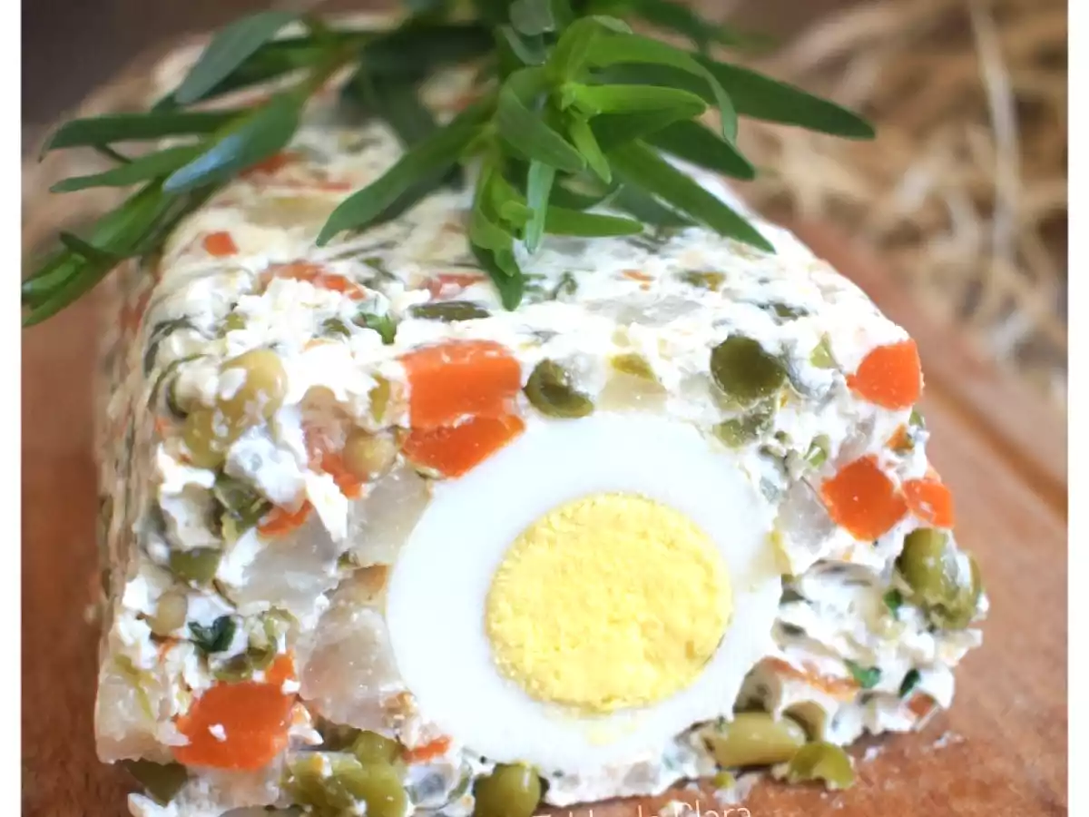 Terrine de macédoine de légumes, estragon et oeufs durs