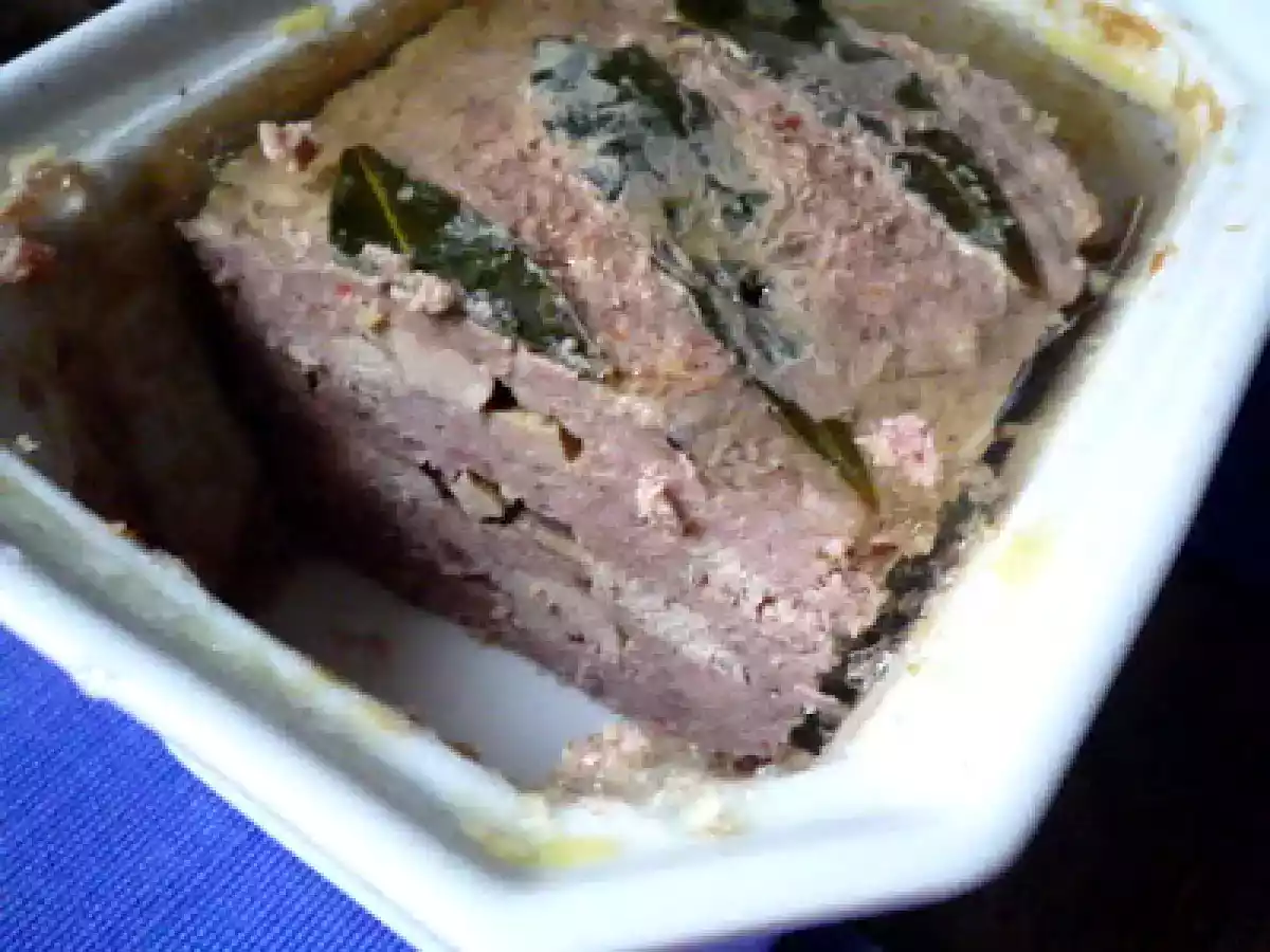 Terrine de pintade au foie gras et Sauternes