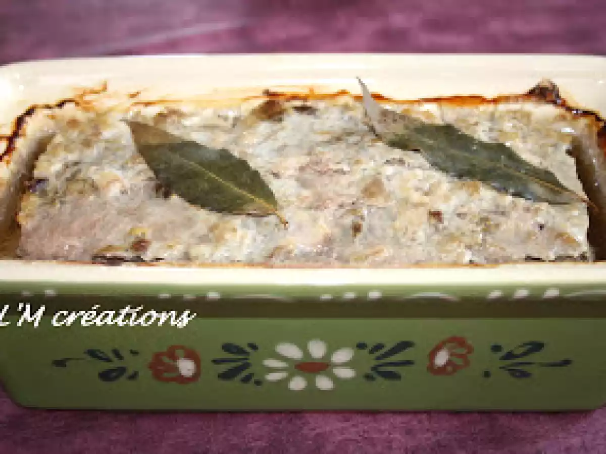 Terrine de porc aux noisettes