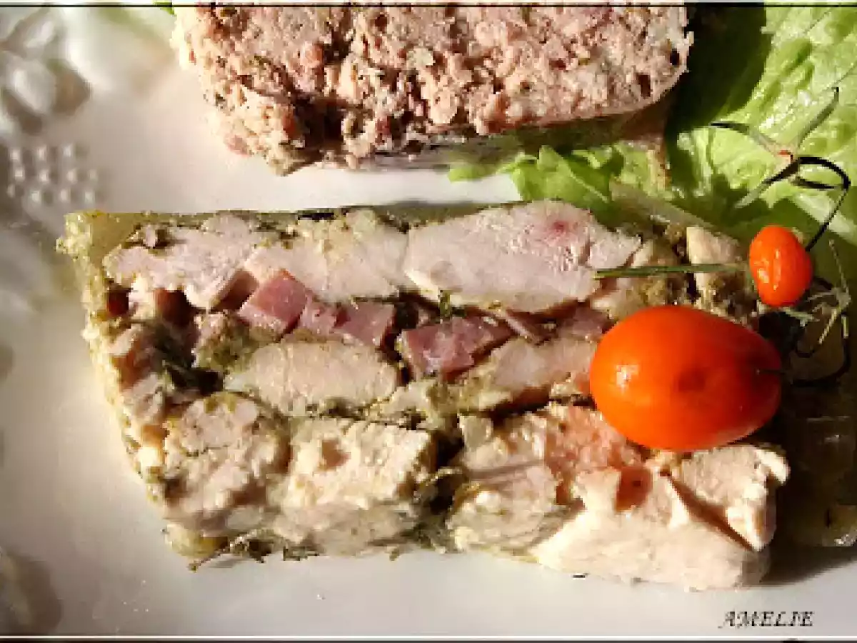 TERRINE DE POULET AU PESTO