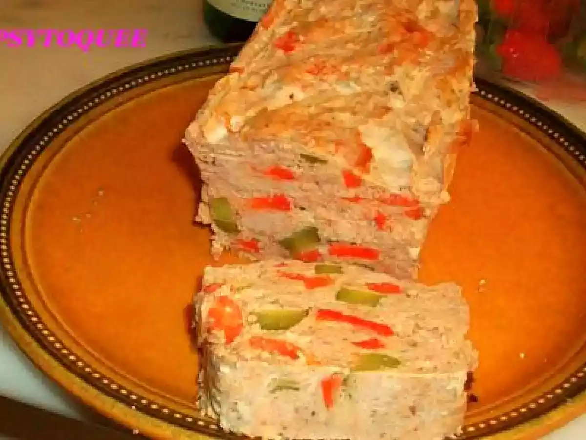 TERRINE DE POULET AUX COULEURS PRINTANNIERES. SANS BLE, SANS LAIT