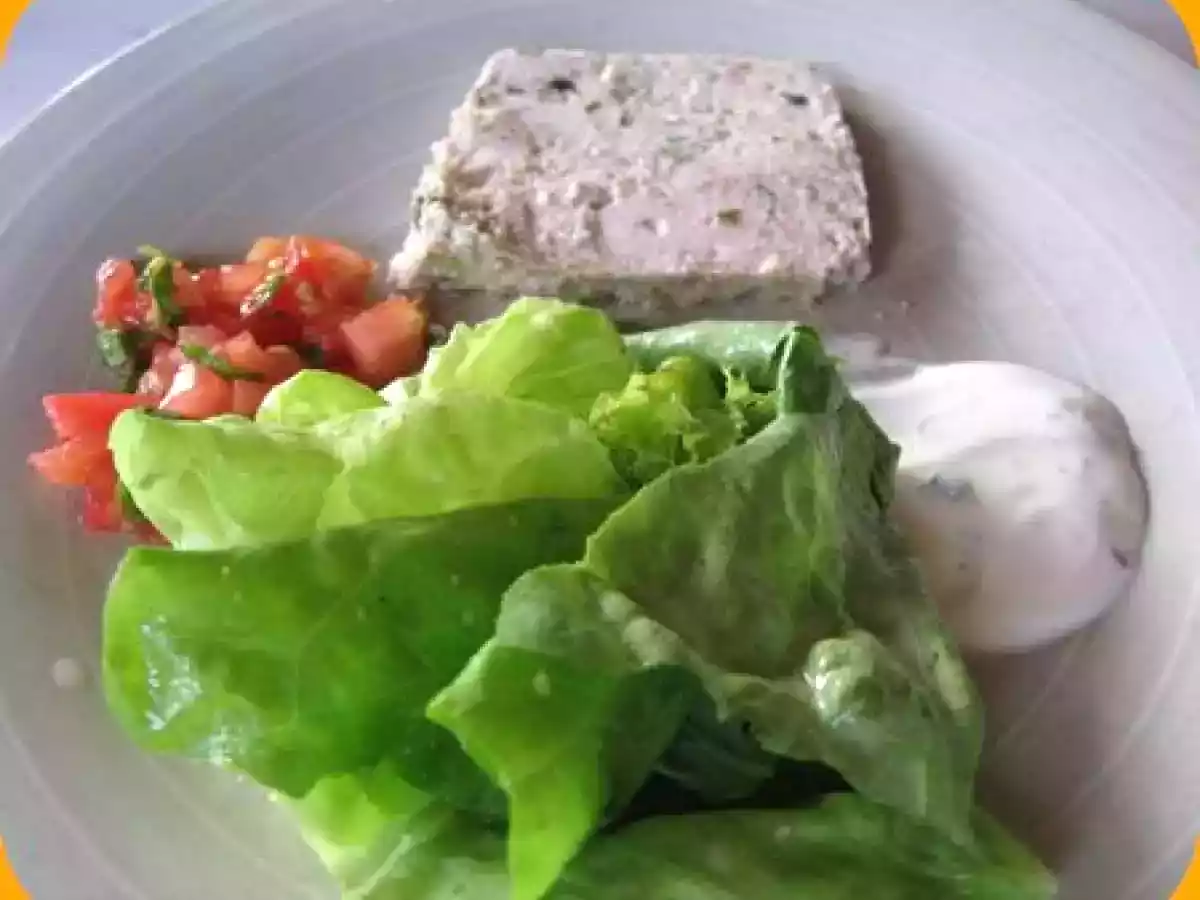 Terrine de poulet aux herbes