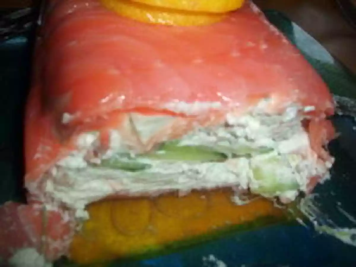 Terrine de saumon fumé au chèvre et concombre - photo 3