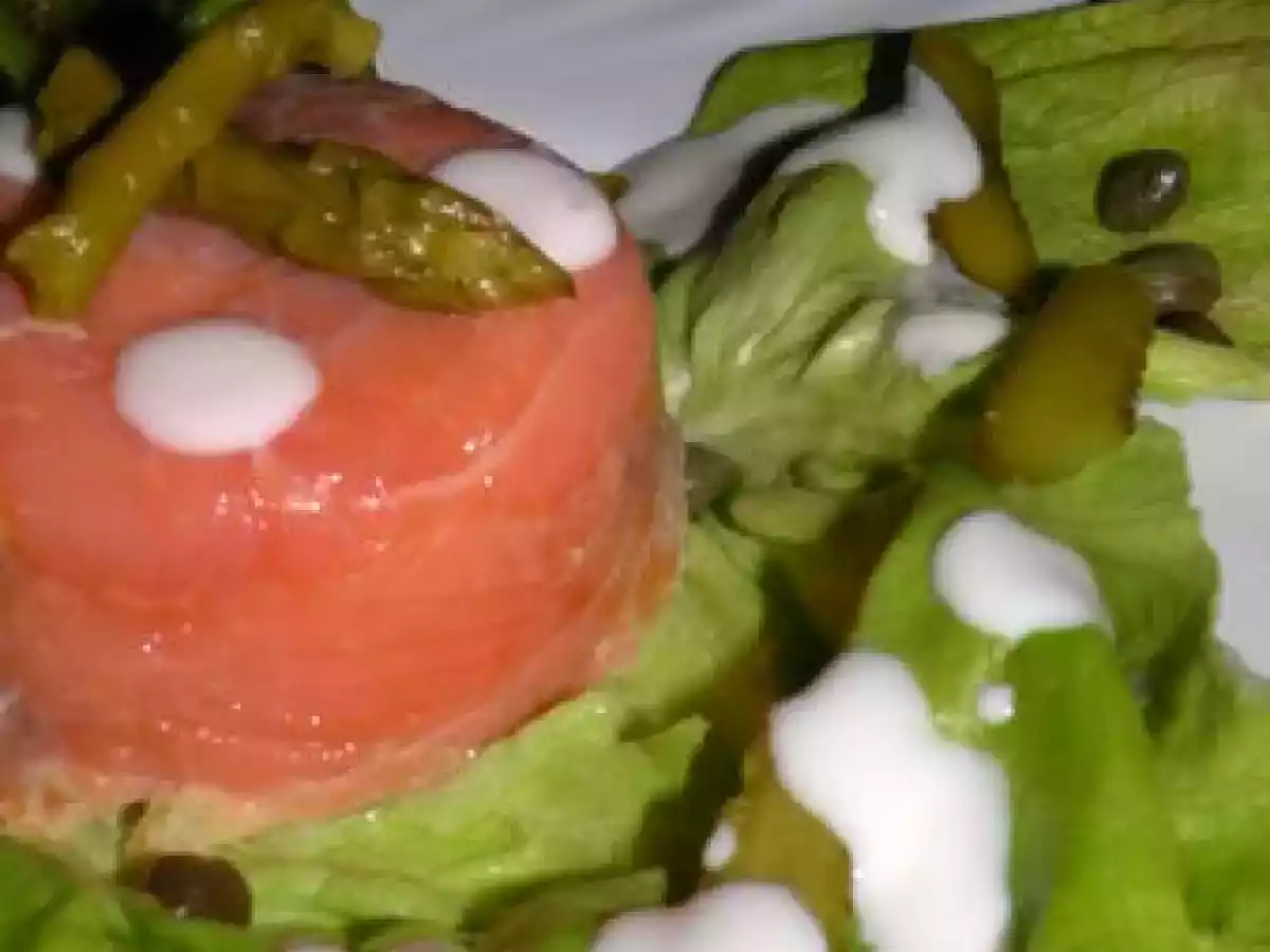 Terrine de saumon fumé aux asperges
