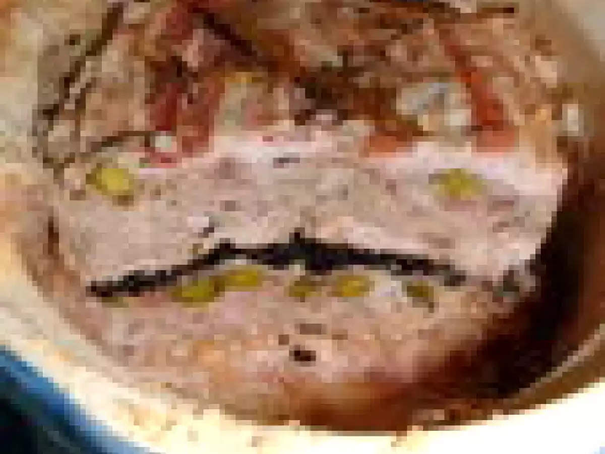 Terrine de veau et de poulet aux trompettes de la mort - photo 4