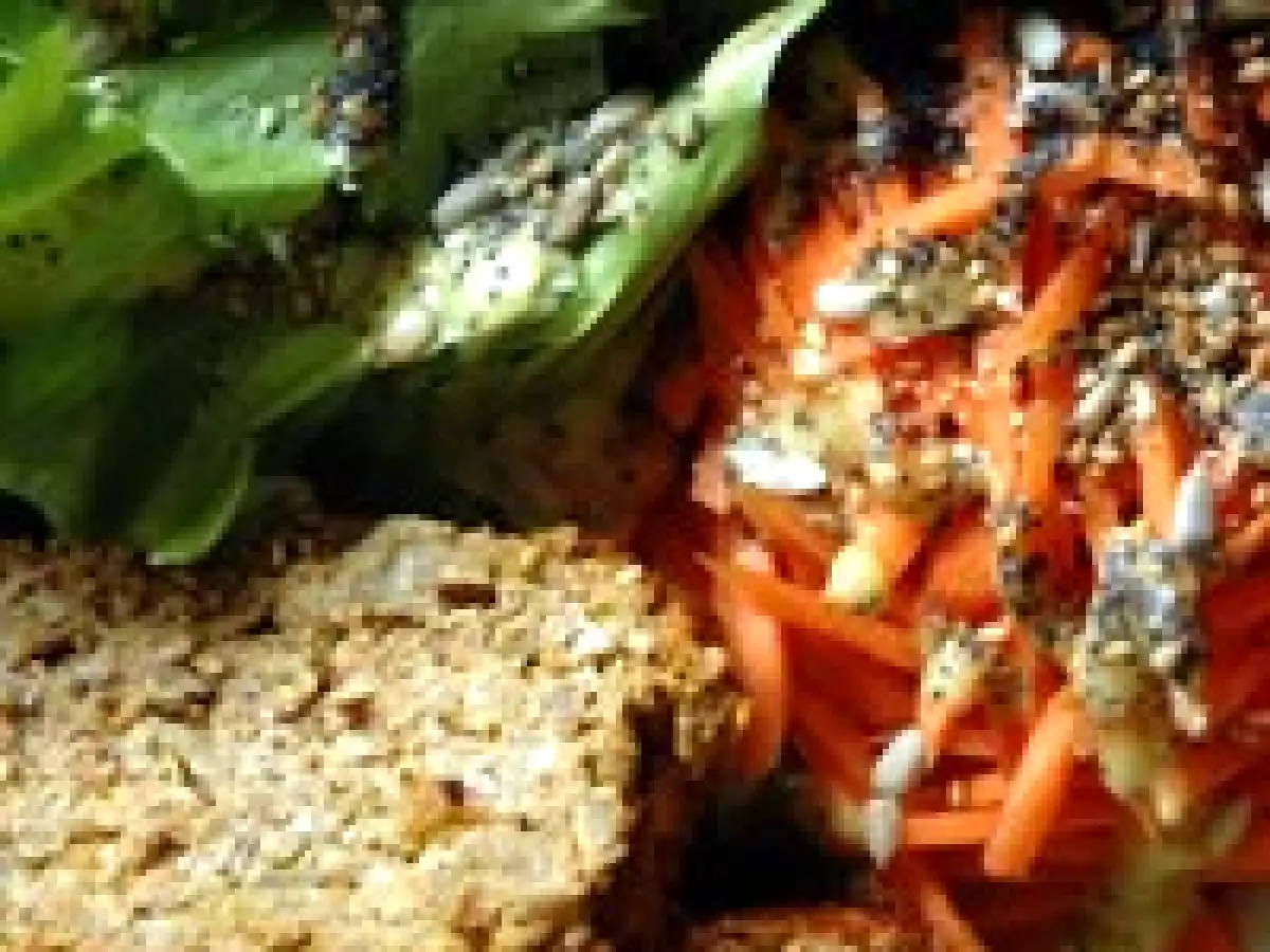 Terrine presque végétale aux graines de tournesol et petits légumes - photo 2