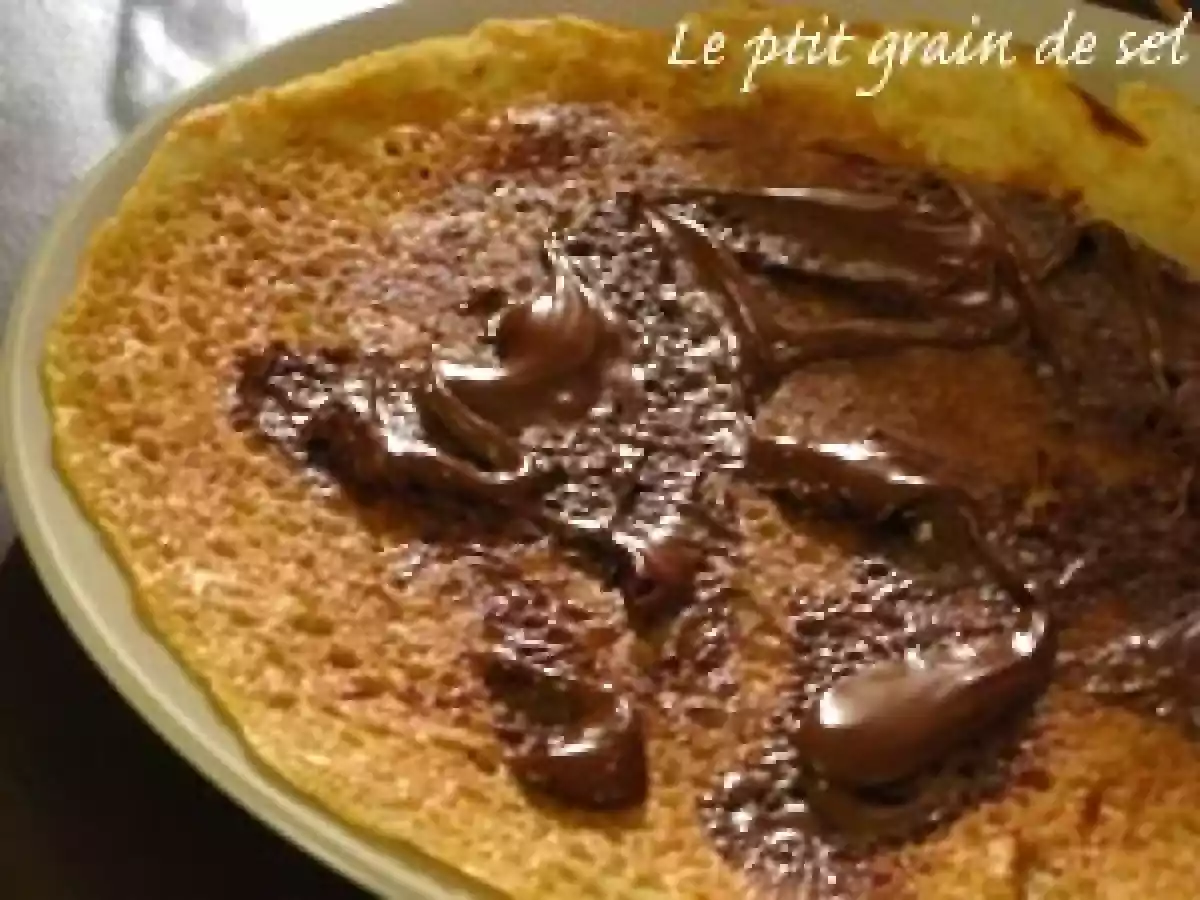 THE crêpes bretonnes, avec les ptits trous qui donnent cet aspect de dentelle, - photo 2