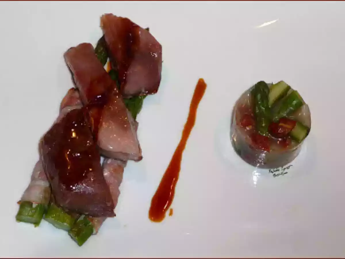 Thon aux Asperges lardées, Sauce au Pamplemousse ... - photo 4