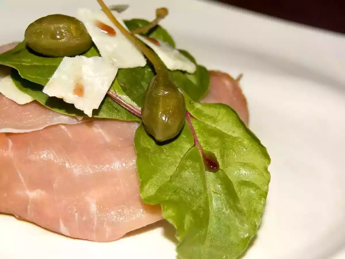 Timbale de canard confit.