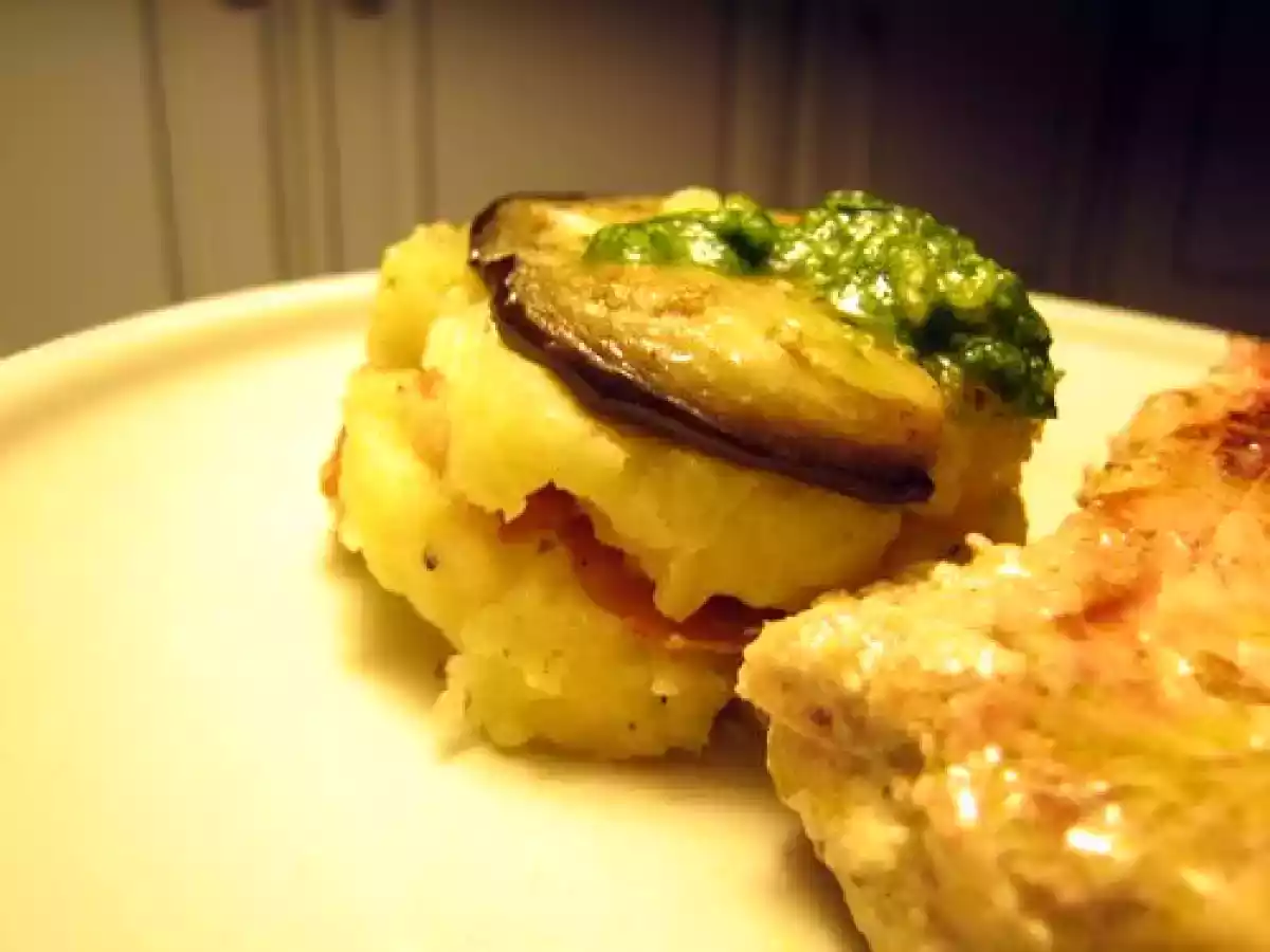 Timbale de légumes, pomme de terre et pesto