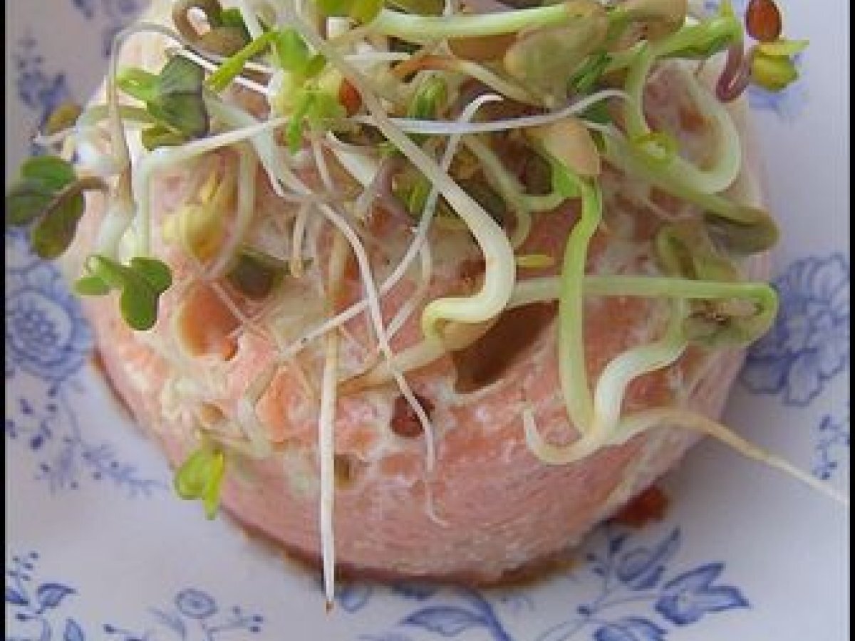 Timbales de saumon fumé à la mousse de courgettes Recette Ptitchef