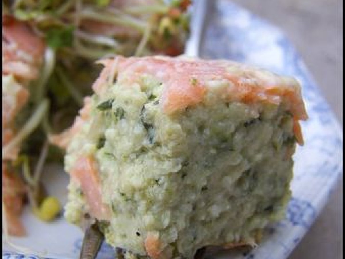 Timbales de saumon fumé à la mousse de courgettes Recette Ptitchef