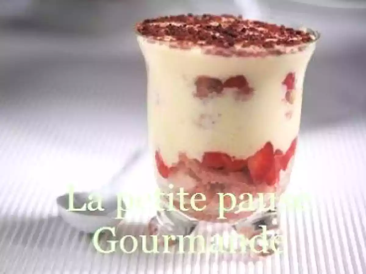 Tiramisu au pain d'épices et framboises
