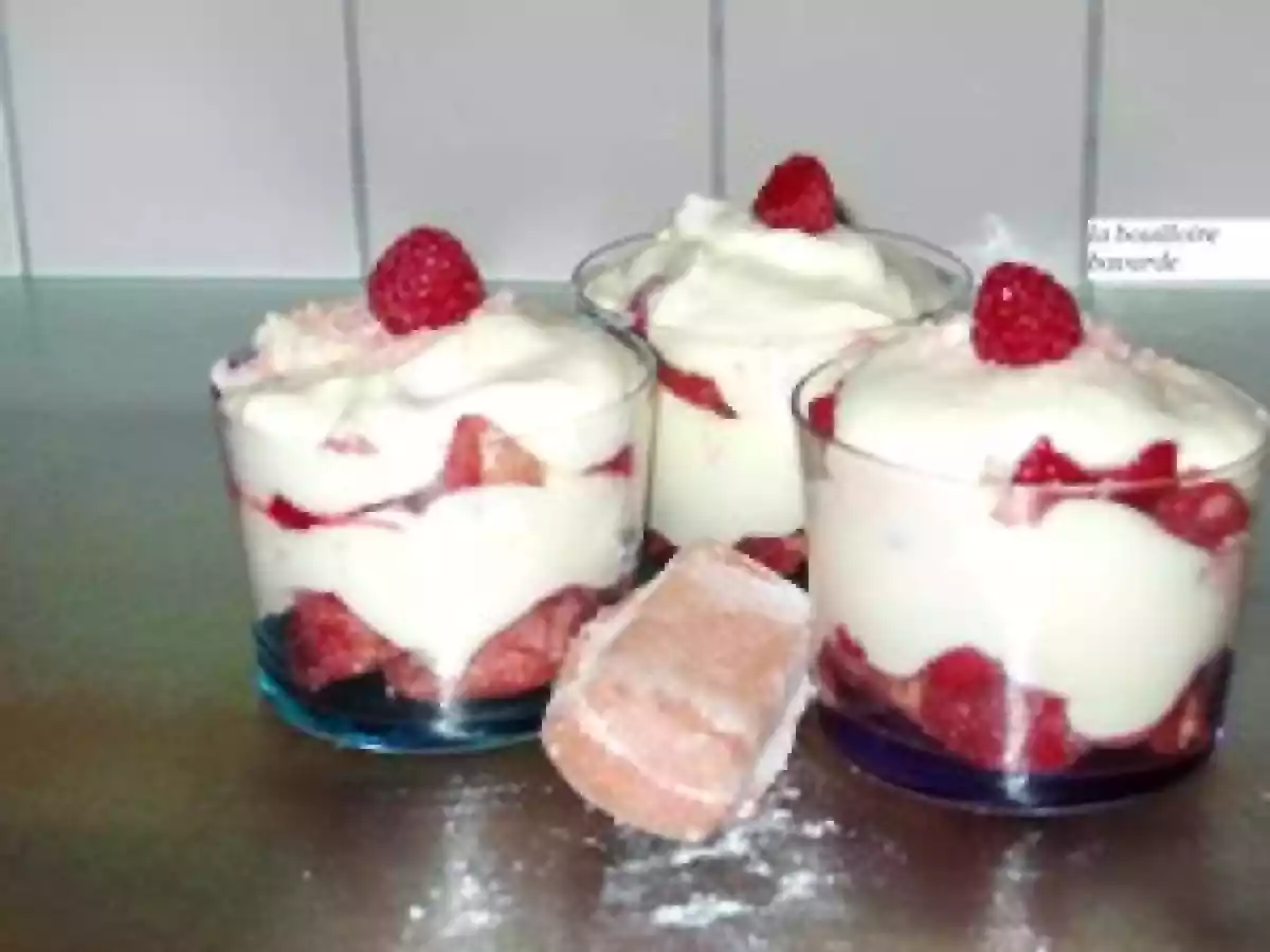 Tiramisu aux framboises/cassis