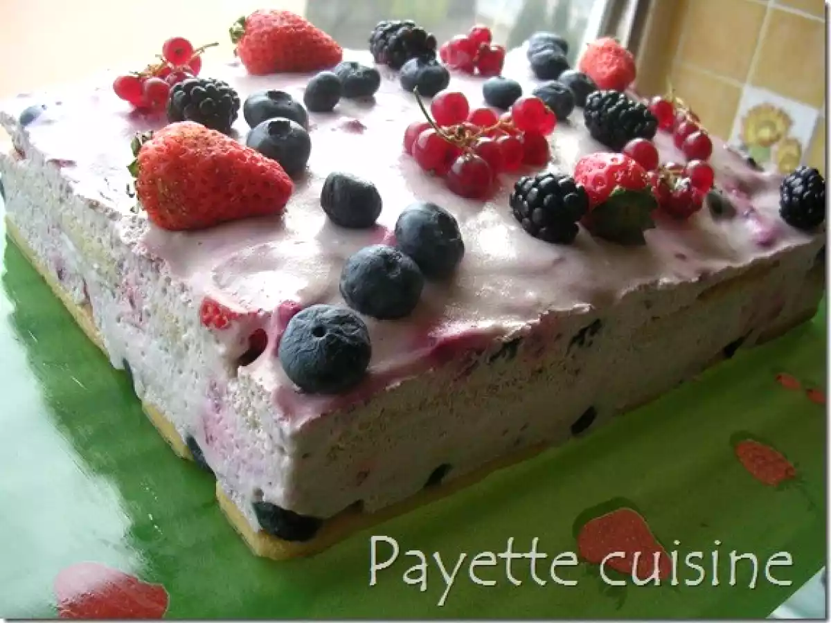 Tiramisu aux fruits rouge