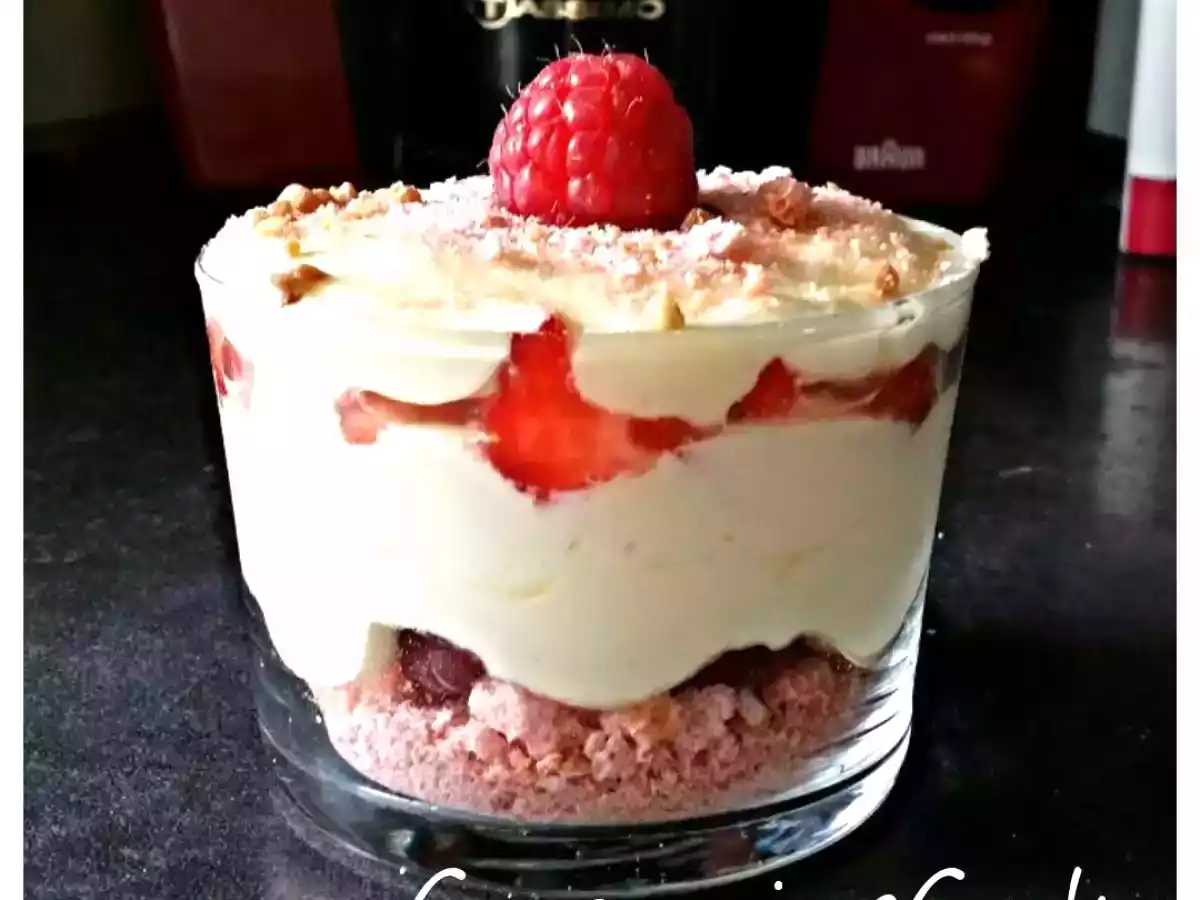 Tiramisu biscuits roses fraise et framboises